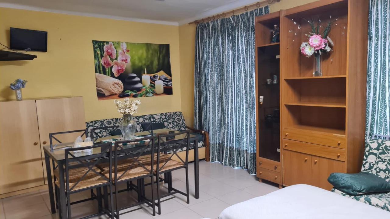 Residencia Alclausell Hostel ตาร์ราโกนา ภายนอก รูปภาพ