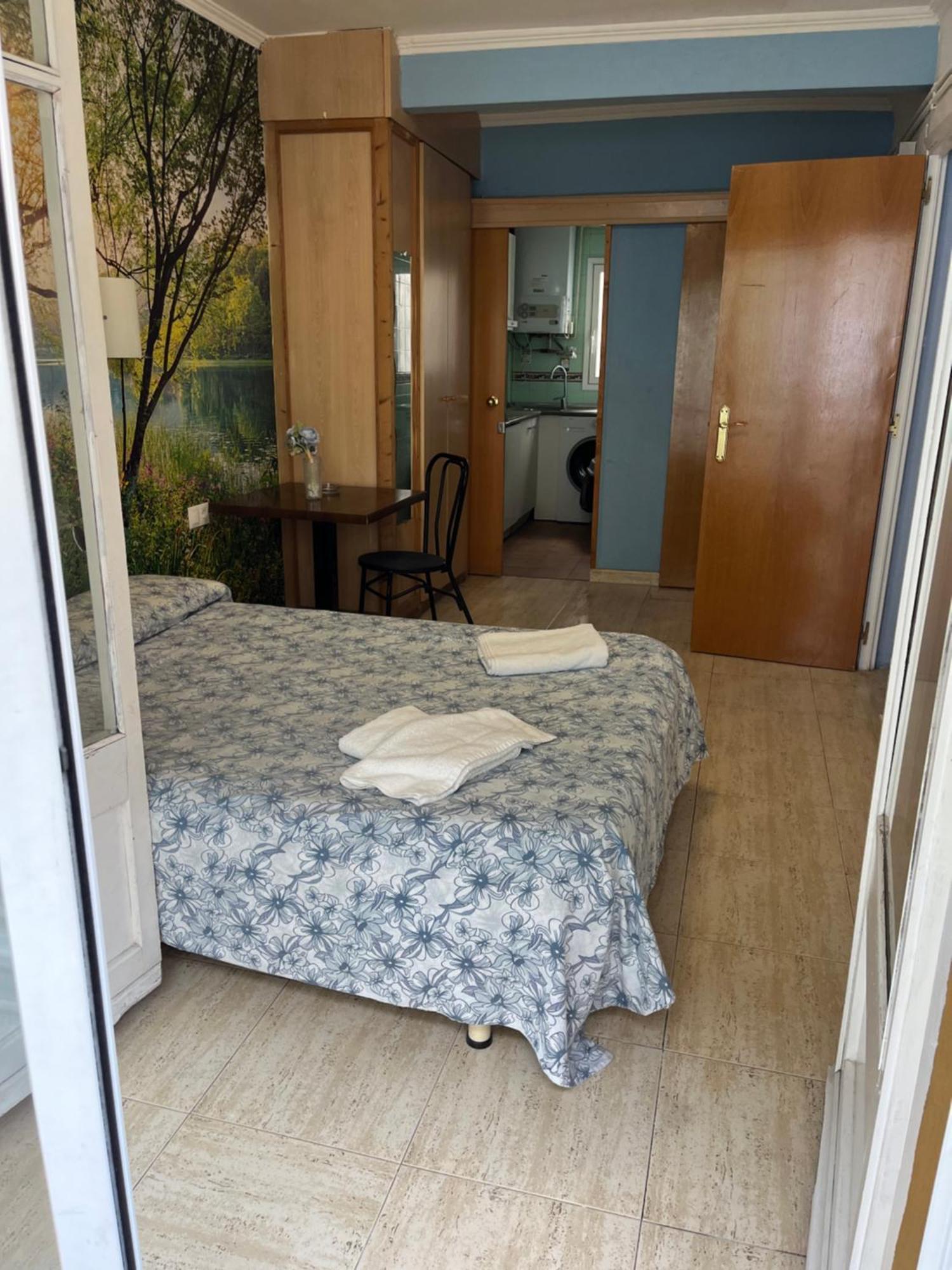 Residencia Alclausell Hostel ตาร์ราโกนา ภายนอก รูปภาพ